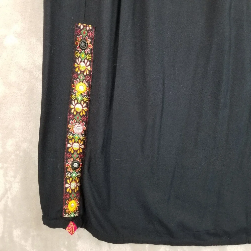 Vintage Sacred Threads Skirt Women S/M Black Maxi Patchwork Ruched‎ Side Hippie